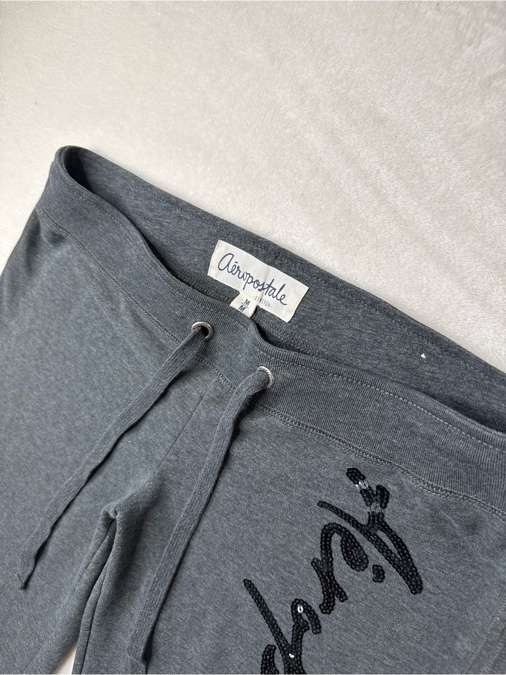 Aeropostale - Y2k Low-rise Flare Charcoal Gray Script Logo Drawstring Sweatpants - Picture 6 of 13